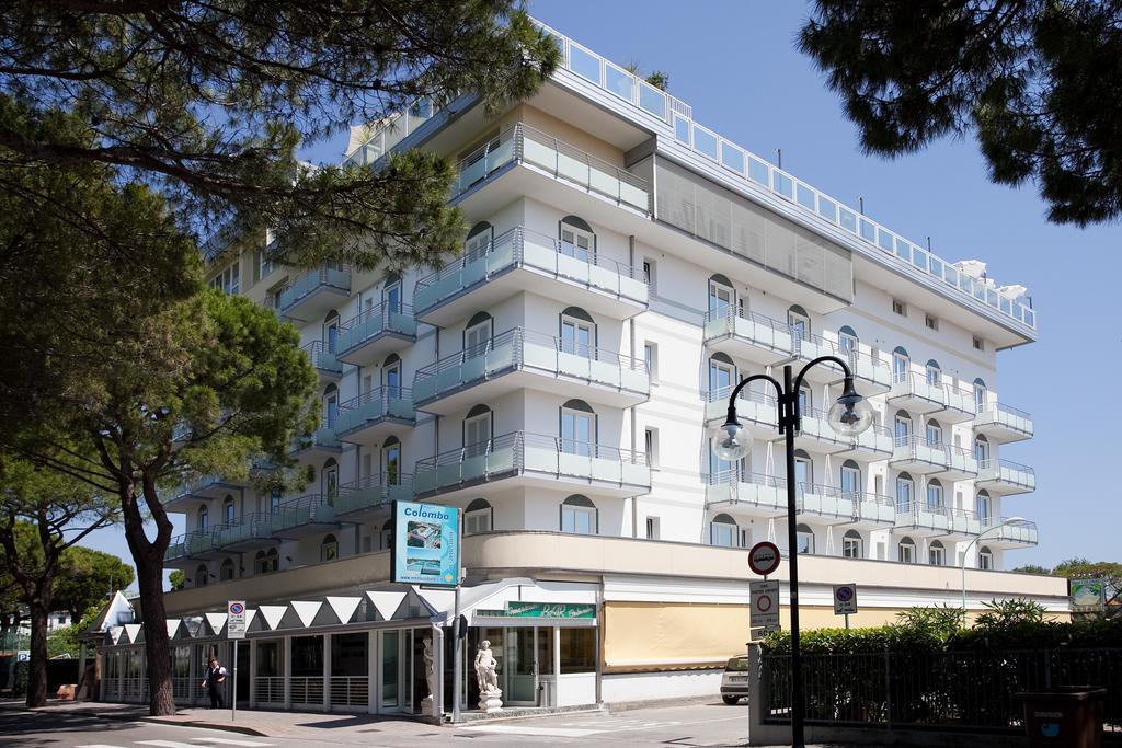 Hotel Colombo Lido di Jesolo Exterior foto
